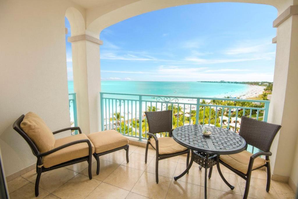 Seven Stars Resort & Spa Grace Bay Exterior foto